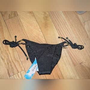 BB5. NWT HOUSE OF CB BEACHWEAR SWIM RUCHED BOOTY  BOTTOMS